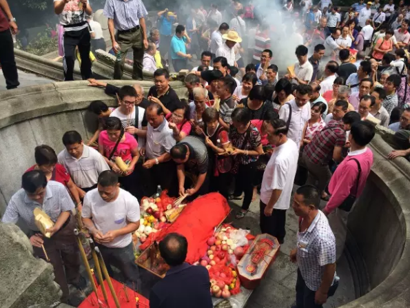 70 年来宗亲首次一起祭先祖，苏绍箕后人齐聚苏家山胜迹